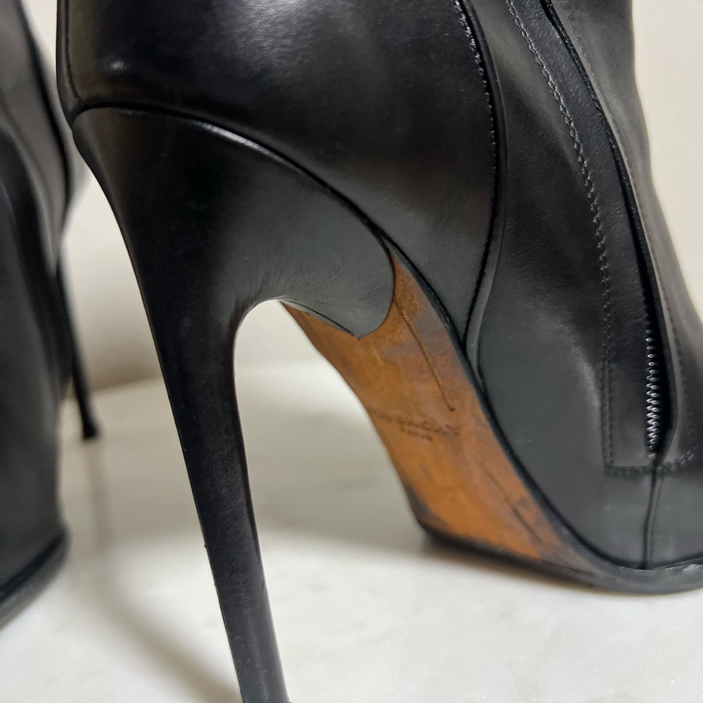 Givenchy Shark Booties - Picture 6 of 9